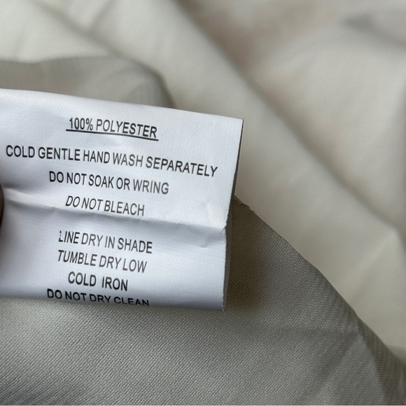 Saints + Secrets Mustard Floral Chiffon Ruffle Dress Size Small NWT - Picture 10 of 15